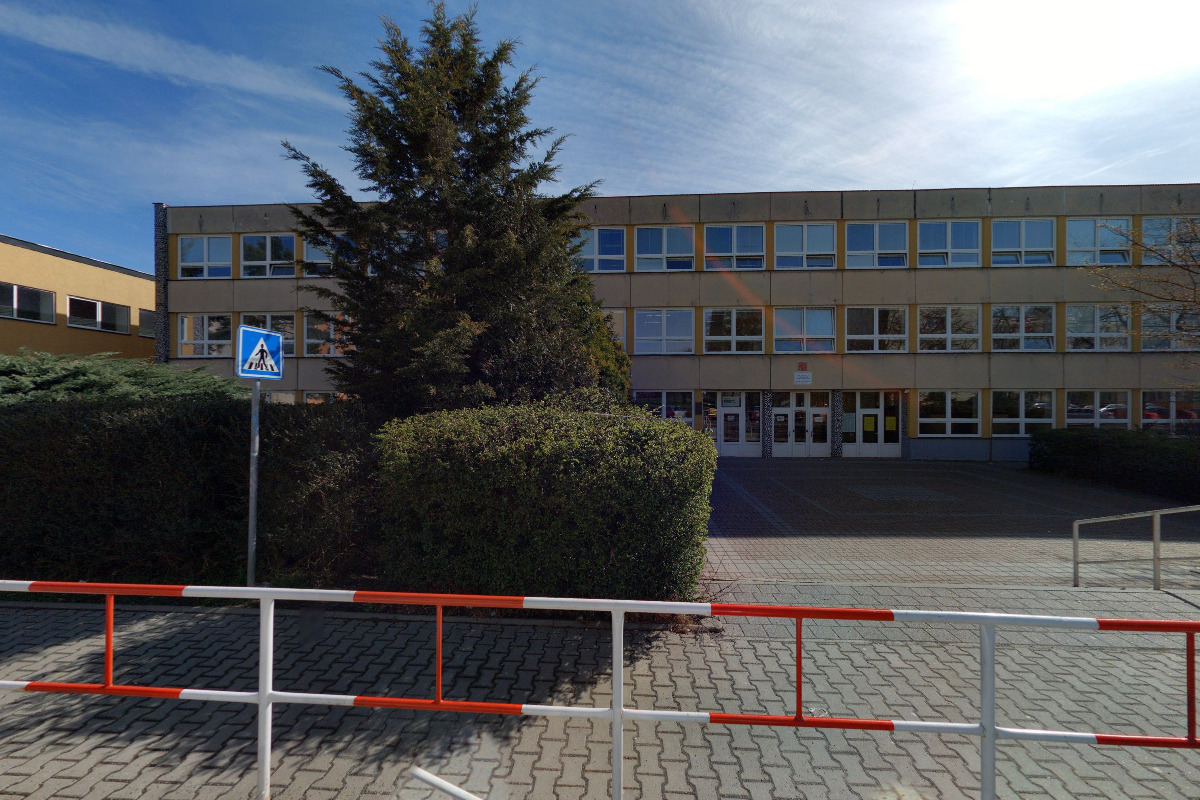 ZŠ a MŠ Kladno, Ukrajinská