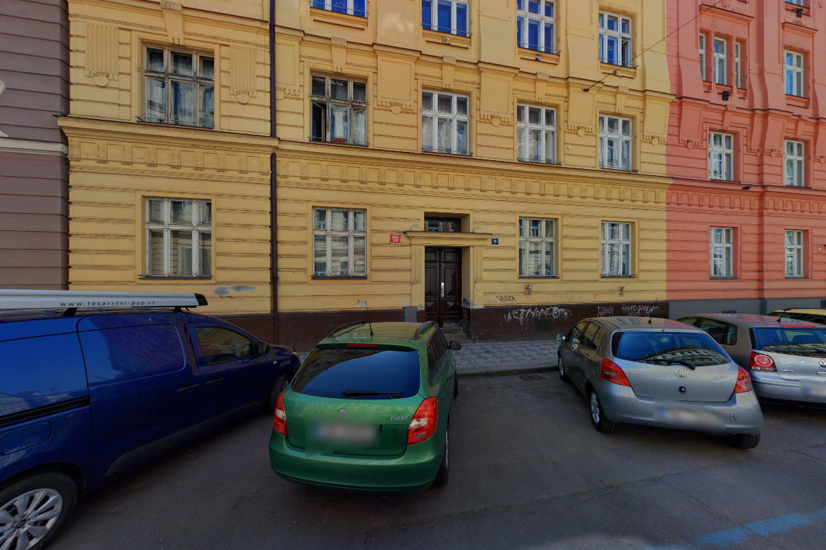 Luxury Prague Riverside Apartment