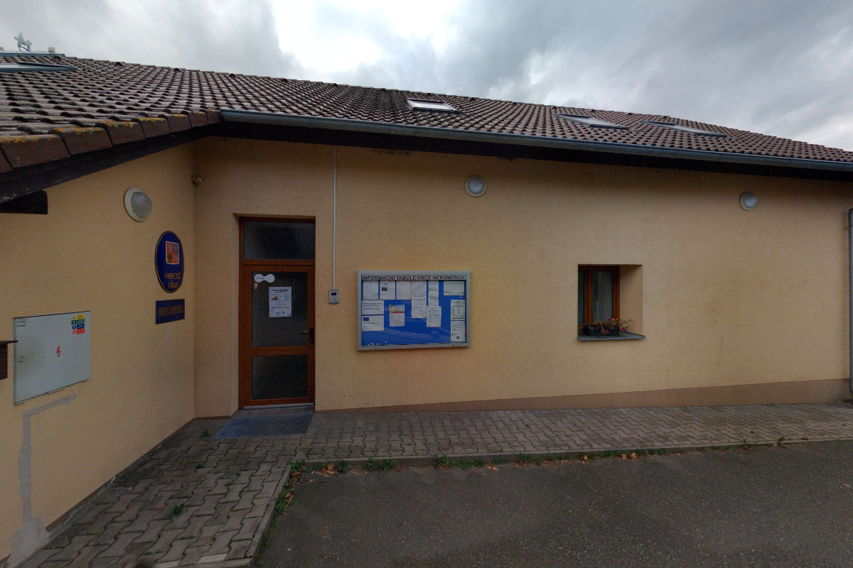 Obecní knihovna Nepoměřice