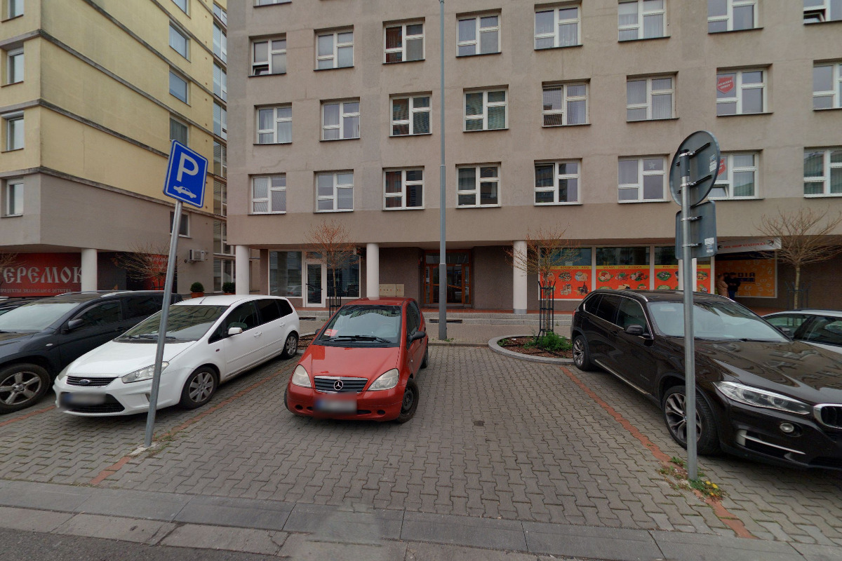 JUDr. Alena Čechtická, Ph.D., advokátka