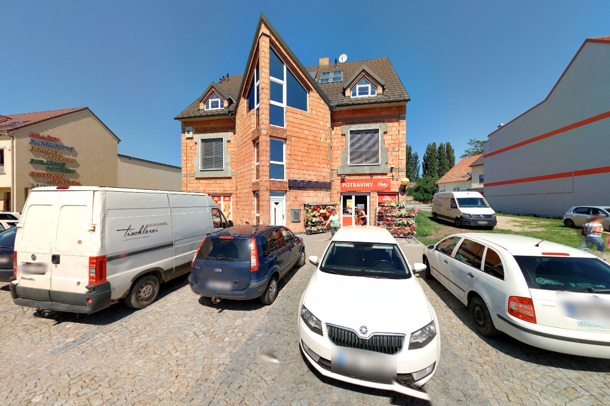 Potraviny Náměstí Míru foto 2