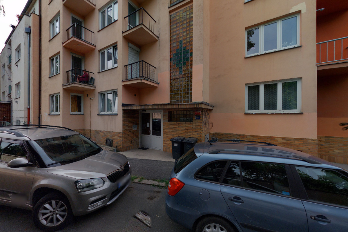 Veronika Michálková - realitní makléř foto 2