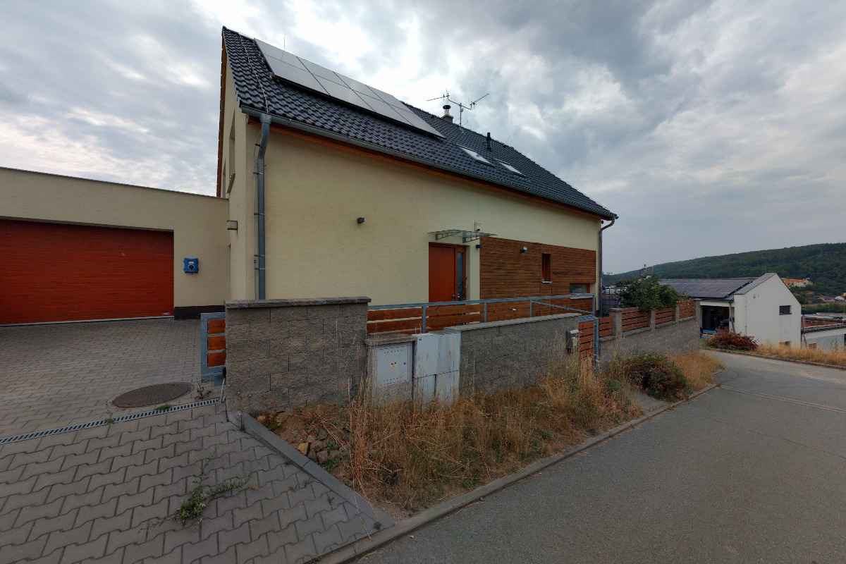 QUEST CENTRAL EUROPE, spol. s r.o.