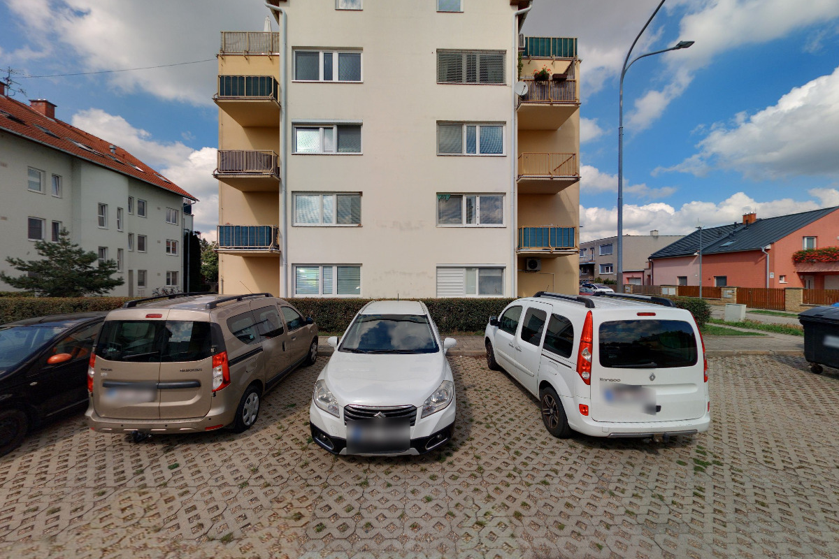 Stěhování - Autodoprava Vilém Redek foto 1