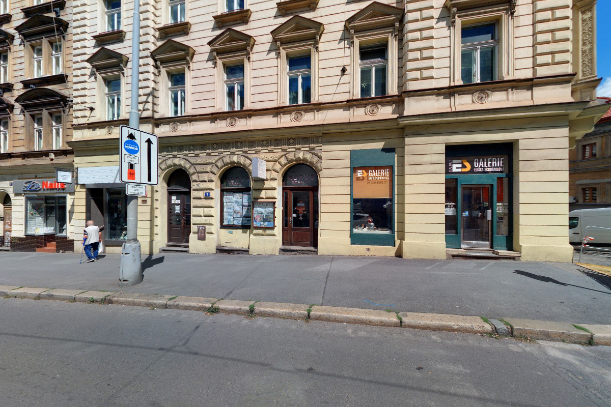 AURUS REALITY JUDr. ZÁHORSKÝ spol. s r.o. foto 5