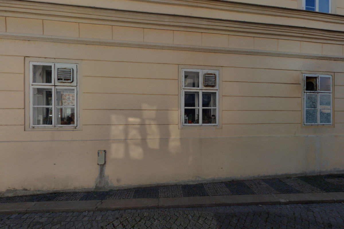 Premier Finance s.r.o