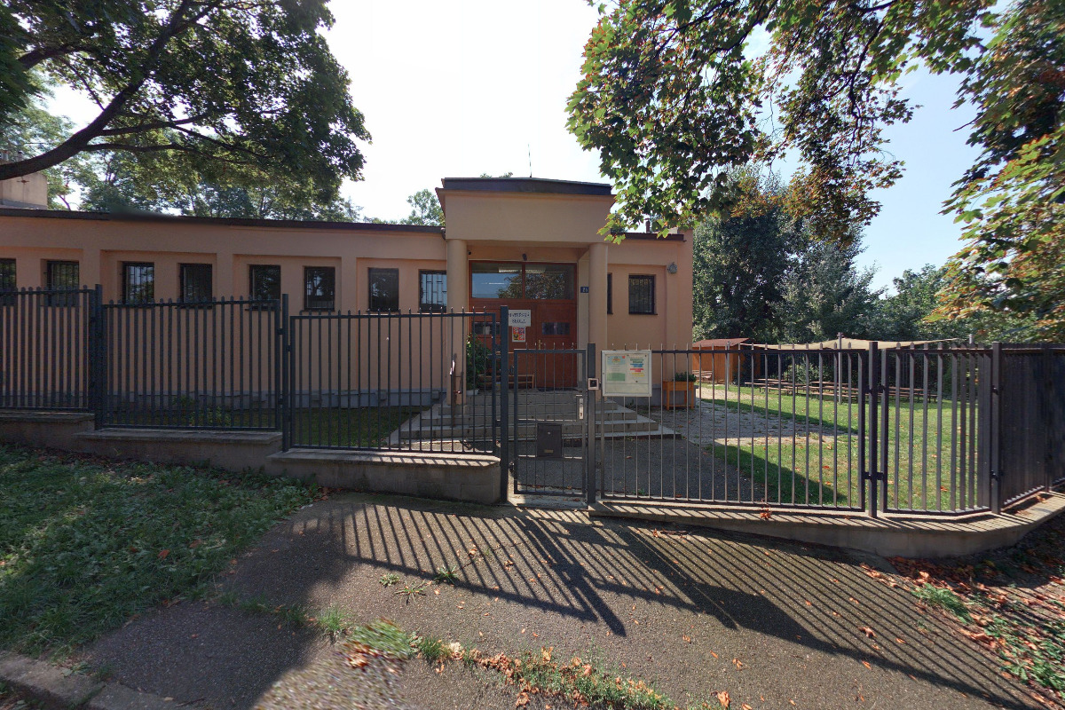 Základní škola a mateřská škola, Praha 2, Na Smetance 1