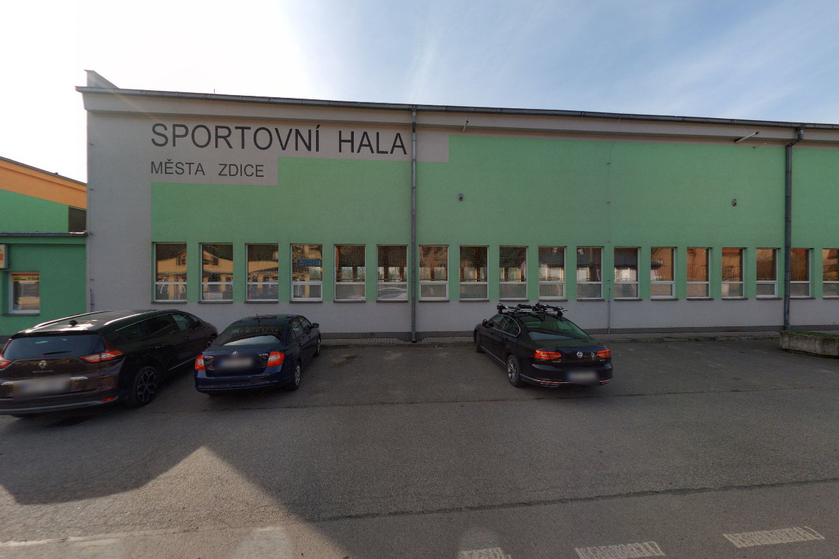 Sportovní a technické zařízení města