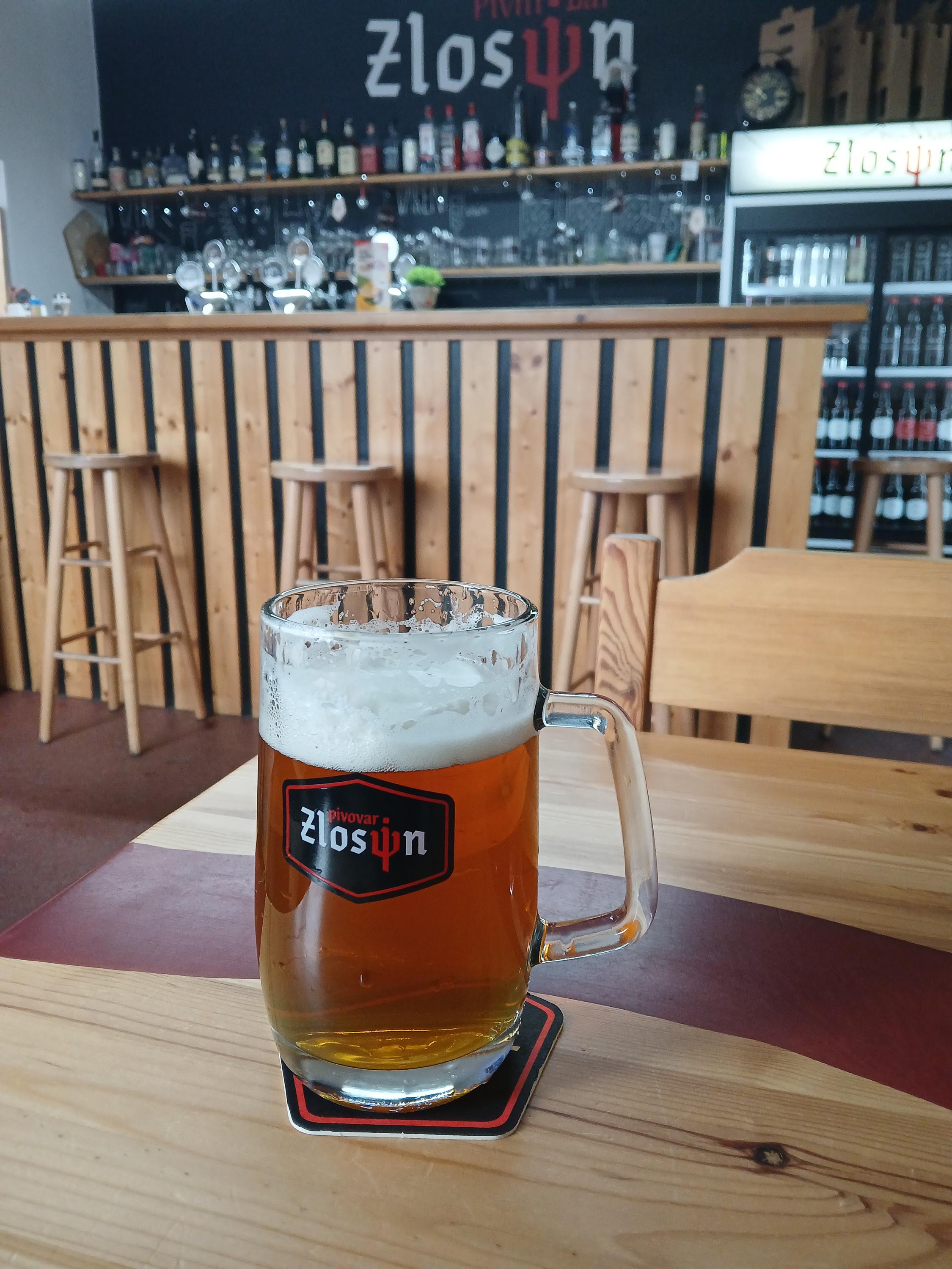 Pivní bar ZLOSIN foto 5