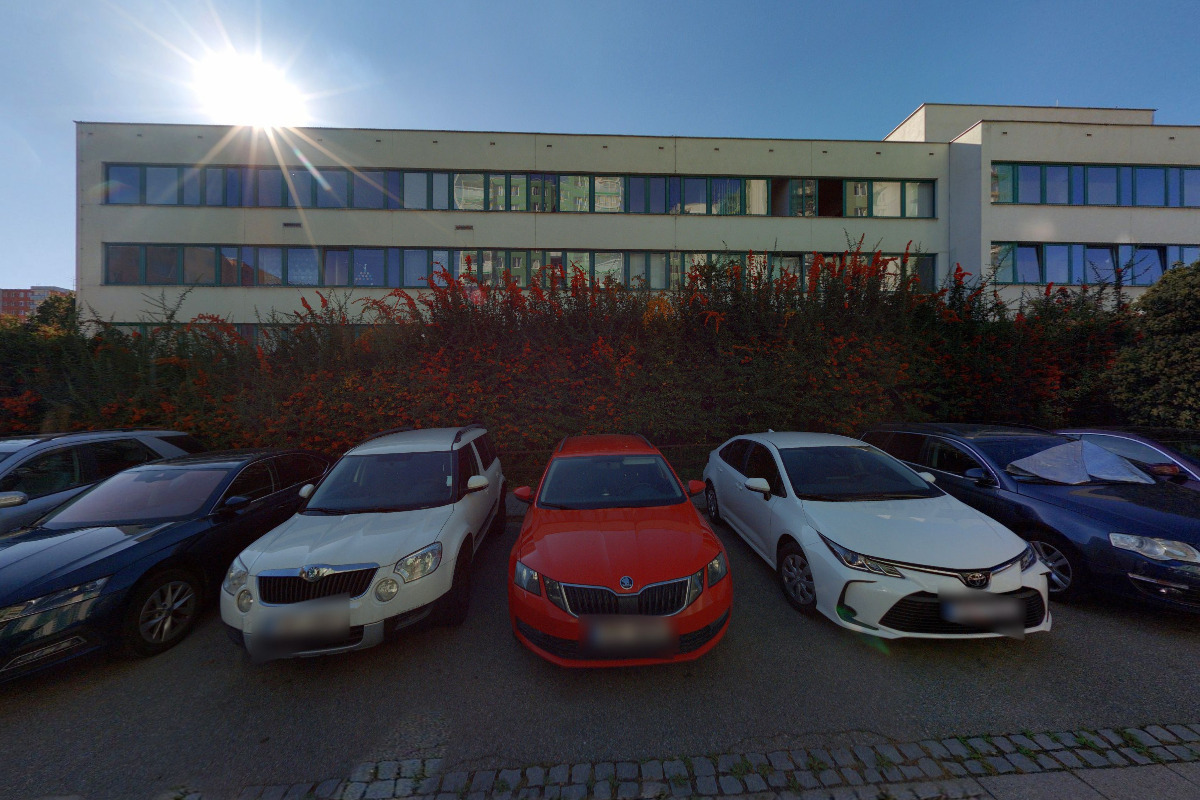 Electronic Design and Service, s.r.o.