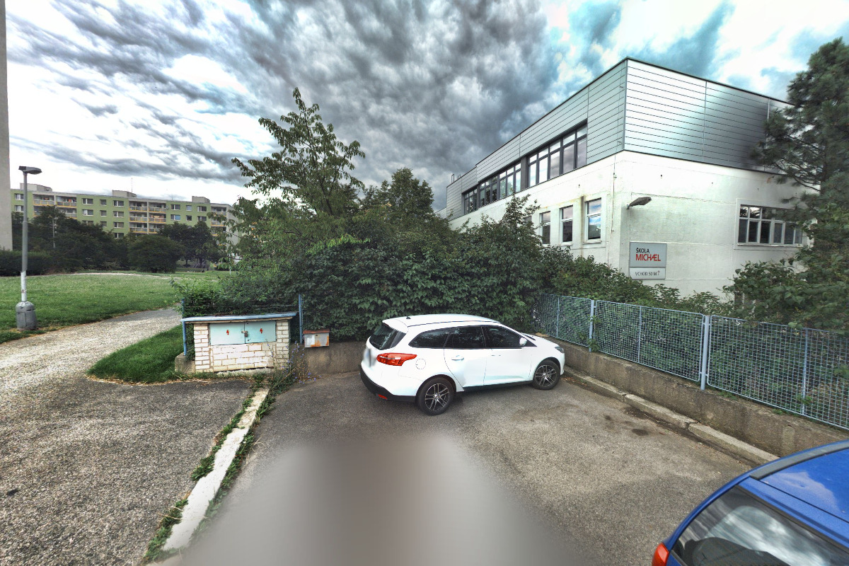 MICHAEL - VOŠ reklamní a umělecké tvorby foto 2