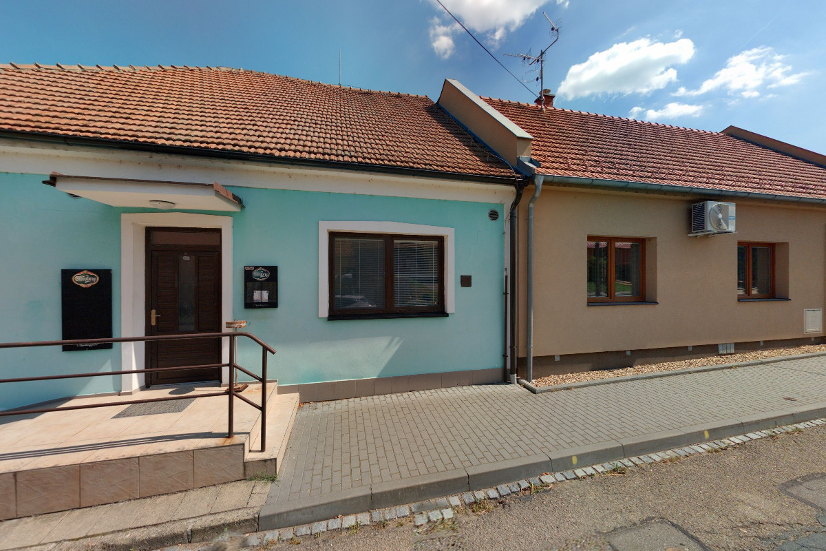 Obecní hostinec Nikolčice foto 4