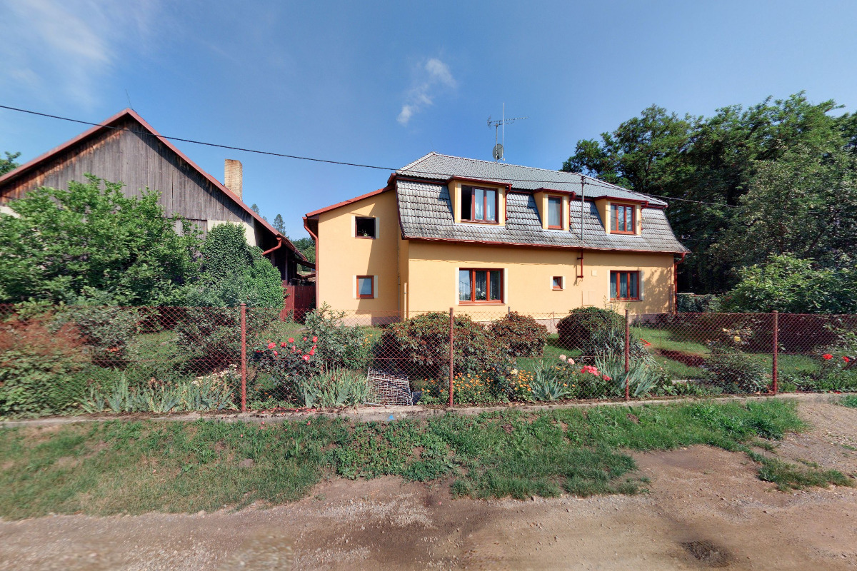 Autolakovna a opravna karosérií M.Lejček a J.Holub foto 5