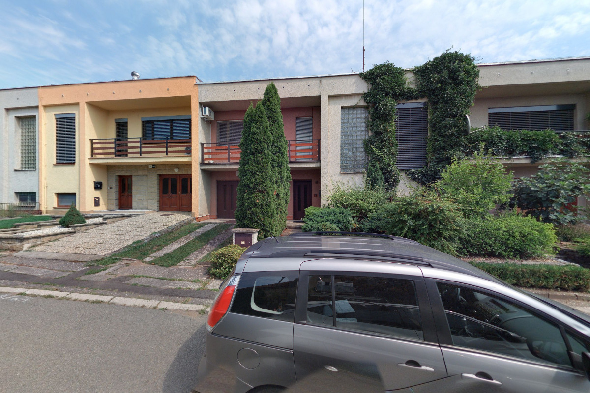 Jan Petrlák REALITY PRORADOST