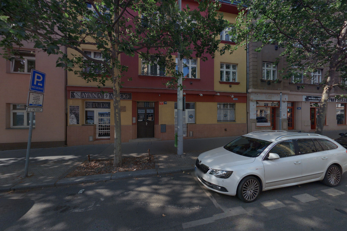 Nayana Tattoo foto 1