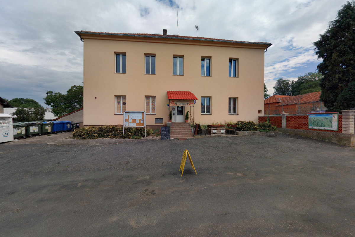 Smíšené zboží s vinotékou U Bobule foto 1