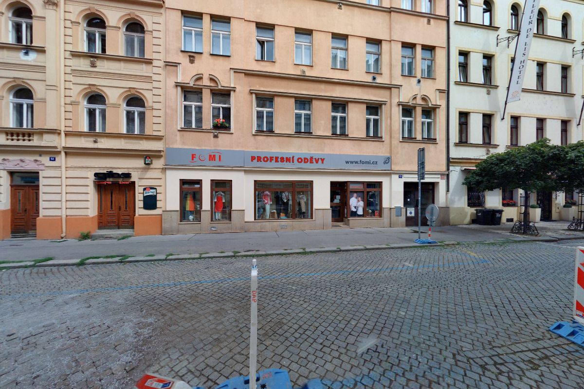 Marcela Michalová - Fomi, šití - prodej profesních oděvů foto 5