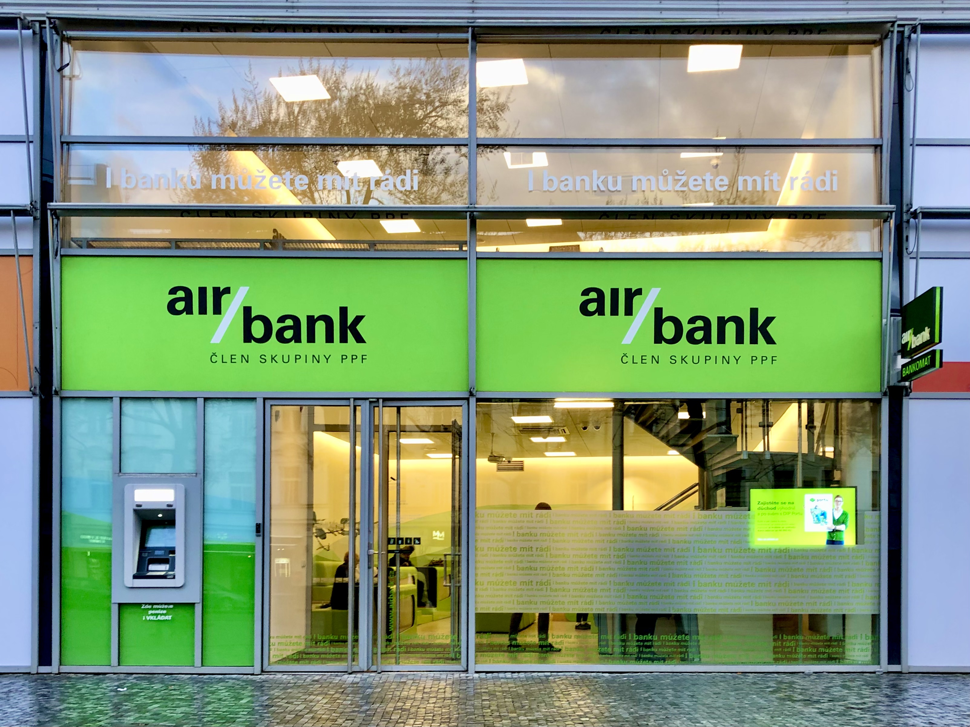 Bankomat Air Bank foto 2