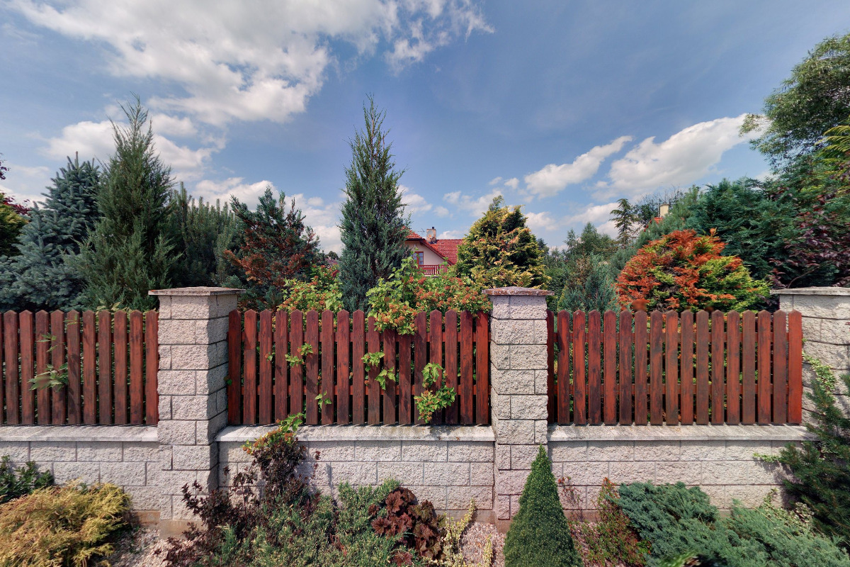 GOLEM FINANCE - Lenka Čadová foto 2