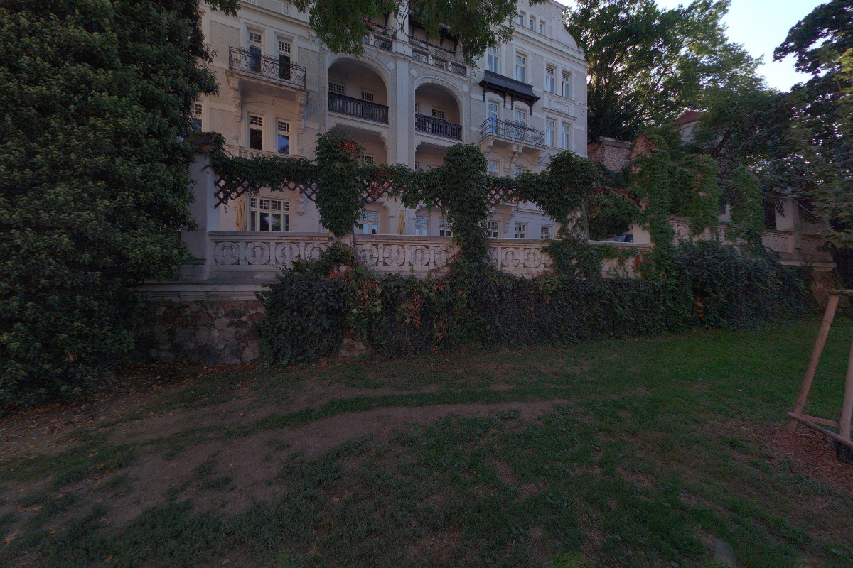 JUDr. Karel Mikulášek