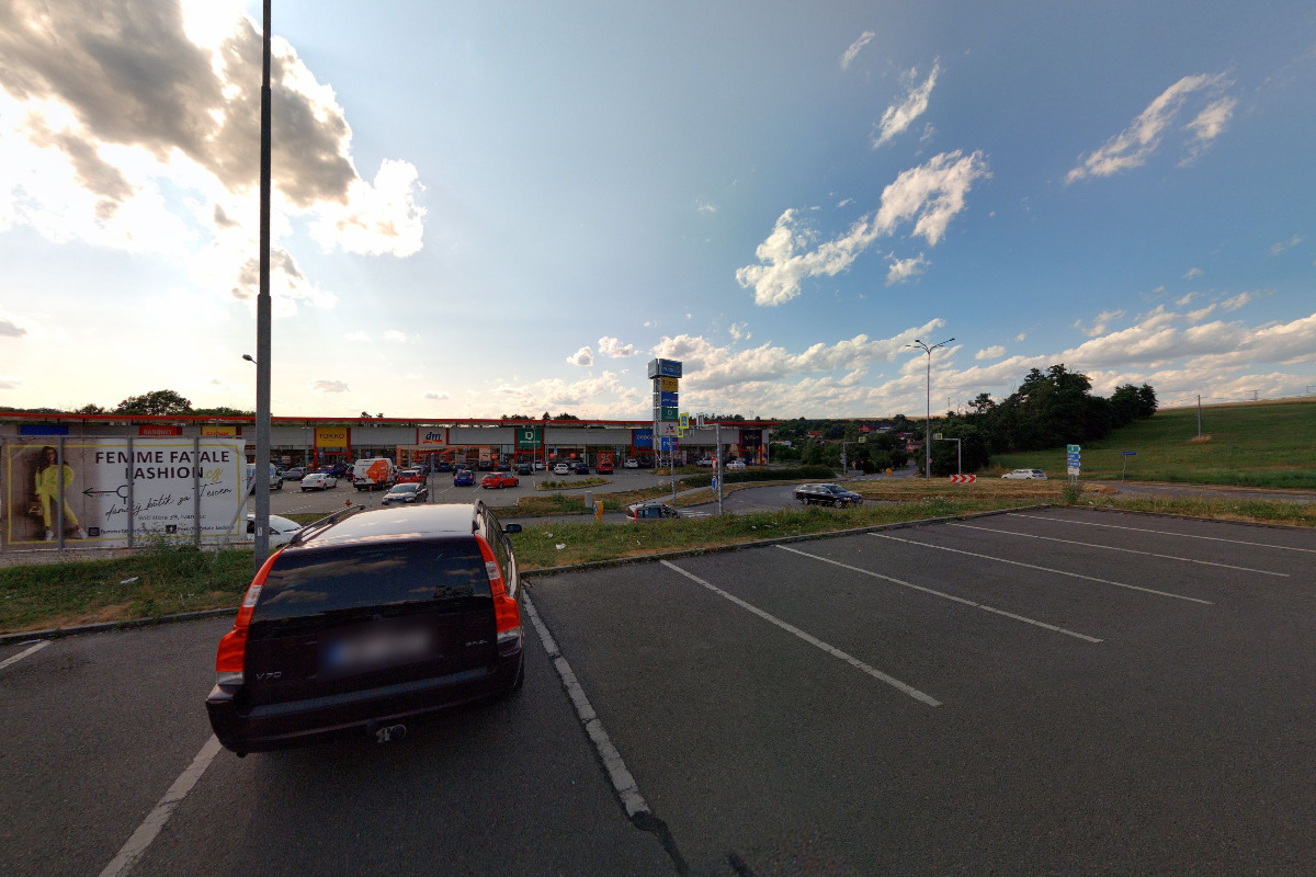 Nabíjecí stanice ČEZ