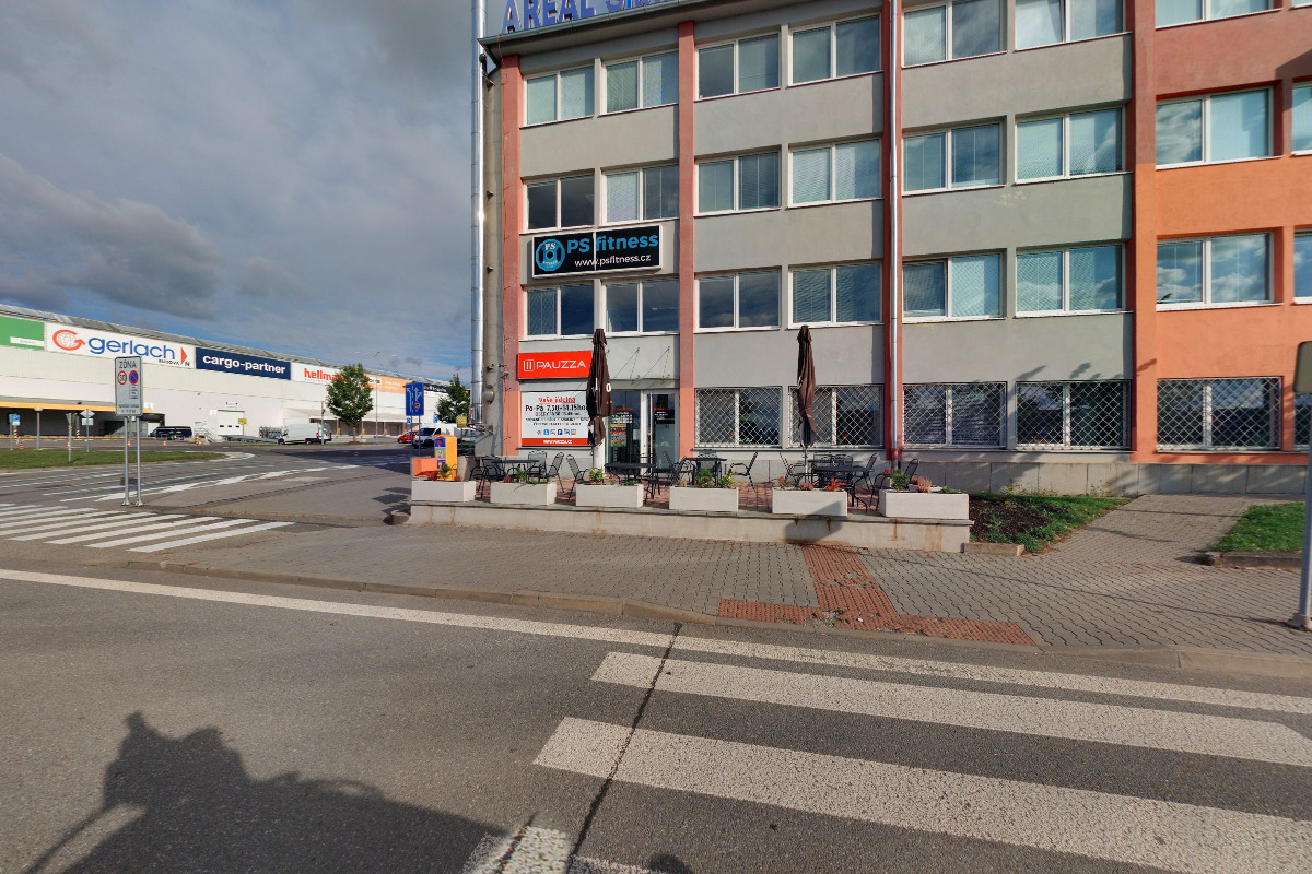 PAUZZA - vaše jídelna foto 1