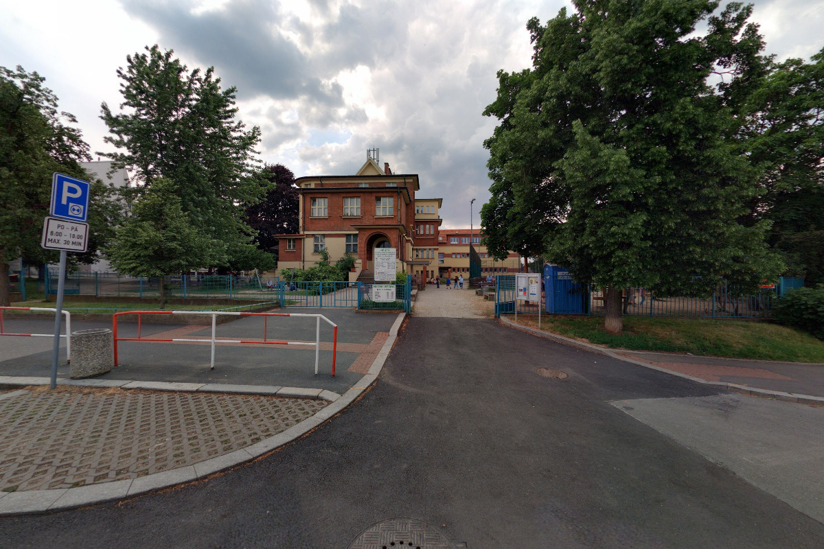 Místní veřejná knihovna Praha - Suchdol foto 2