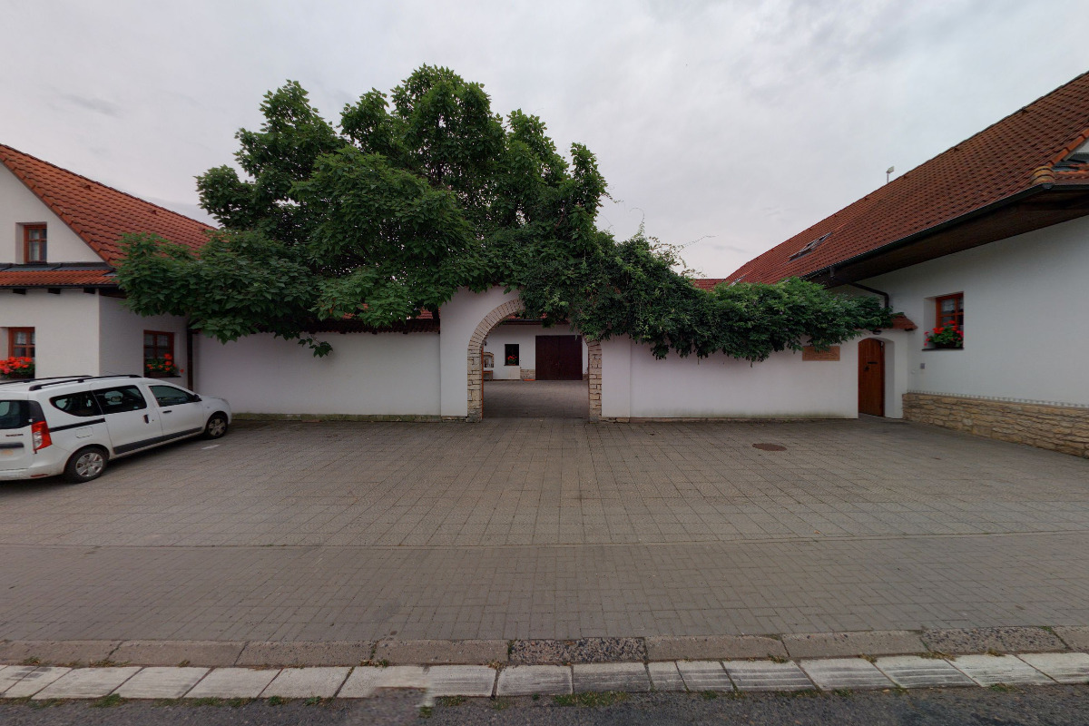 STAVITELSTVÍ JOKEŠ, spol. s r.o.