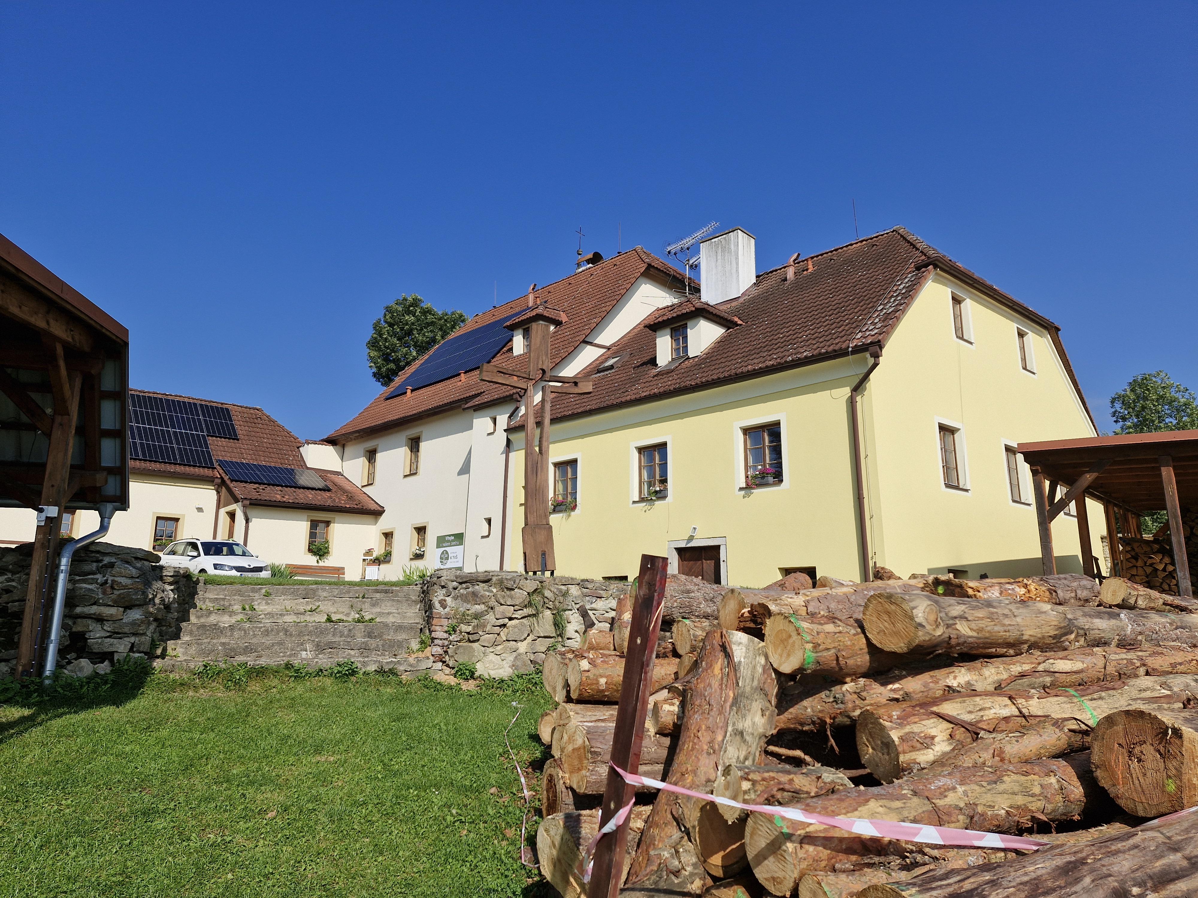 Diecézní centrum života mládeže sv. Floriána
