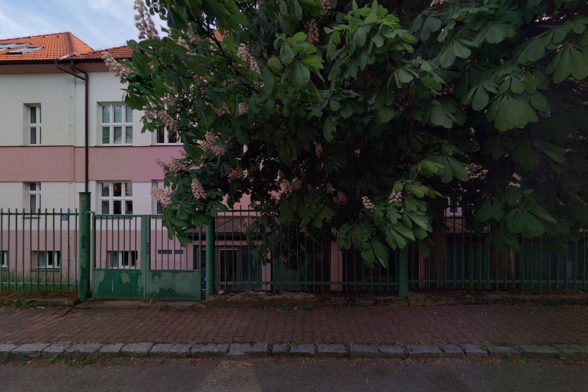 Školní jídelna ZŠ Charlotty Masarykové Praha 5