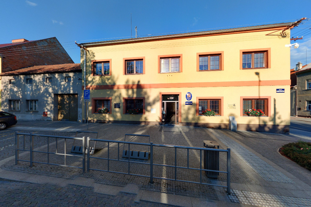 Horní Jelení - městský úřad foto 5