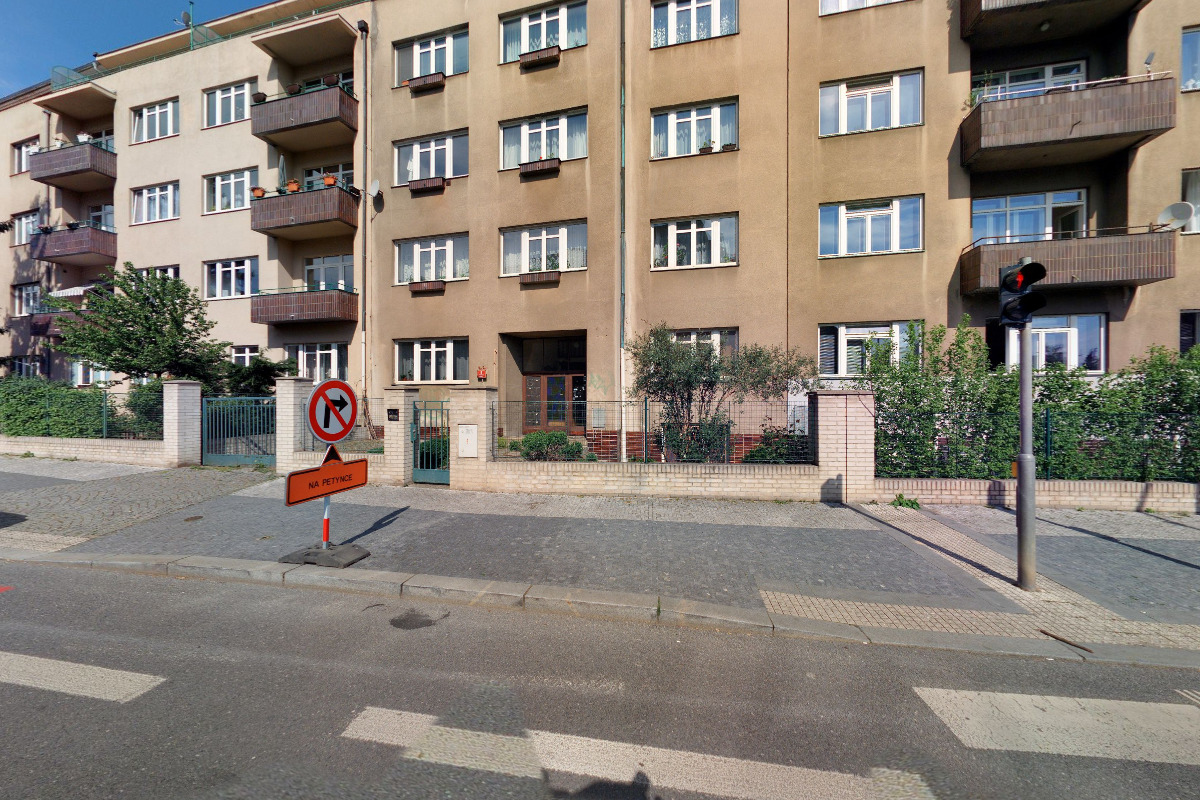 CARRIAGES CZ, s.r.o.