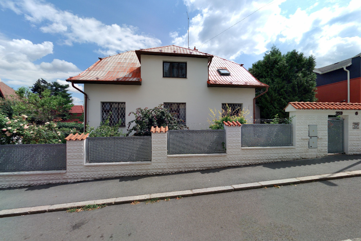 E-xpert & Co., s.r.o. foto 1