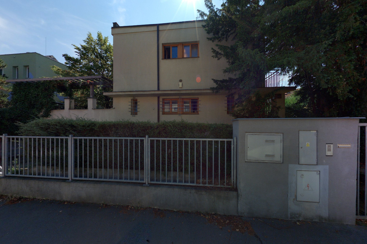 Mgr. Pavel Pražák, advokát