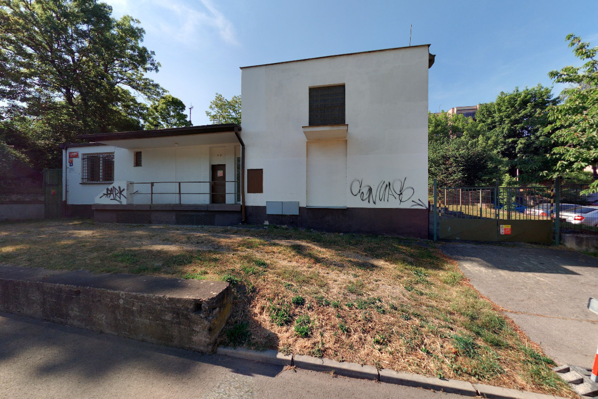 Autobazar Plzeňská