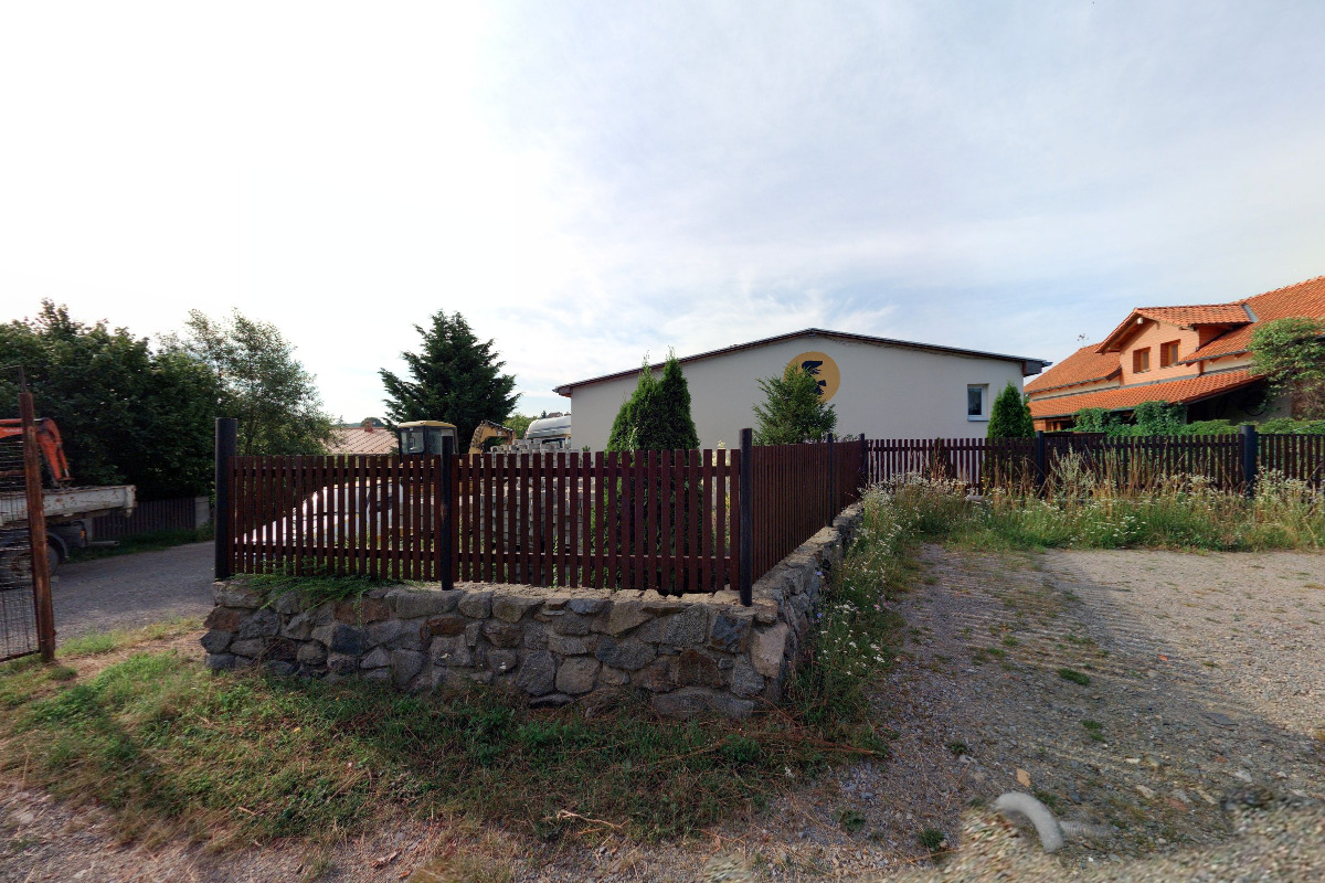 Půjčovna karnevalových kostýmů Saxana foto 5