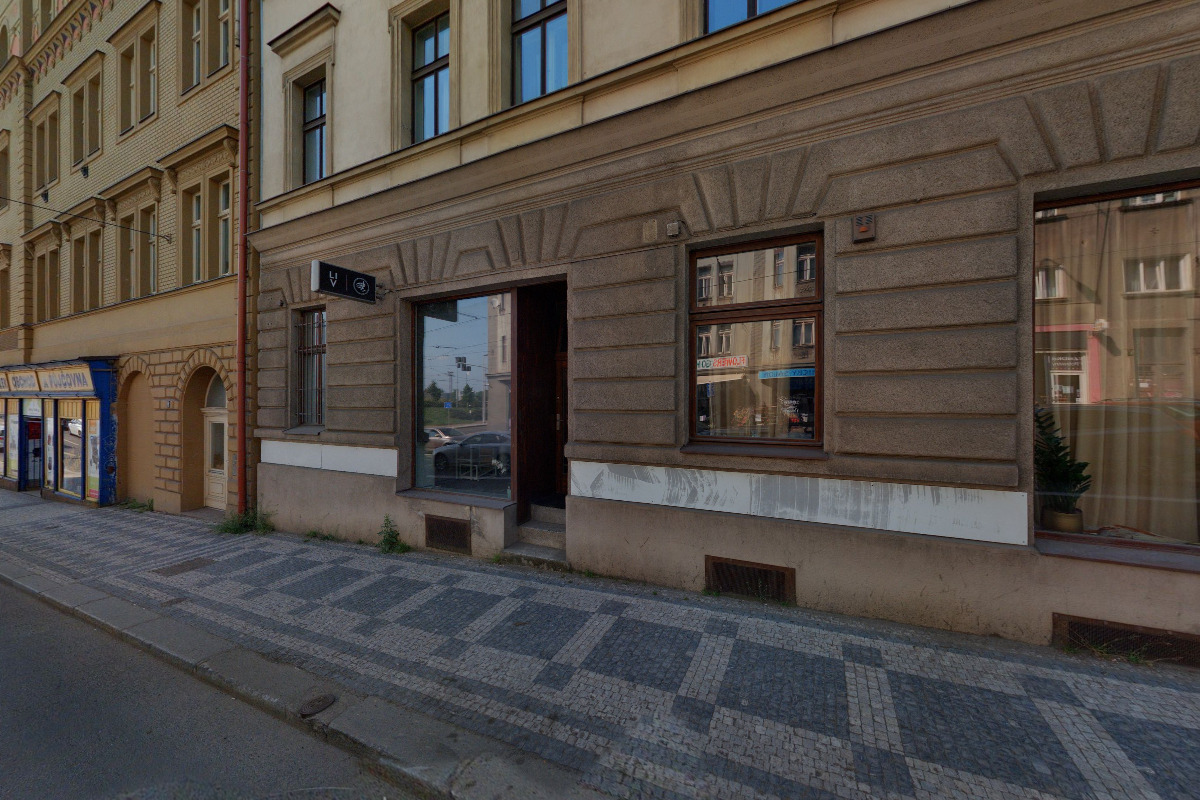 Nábytek z vraků foto 2