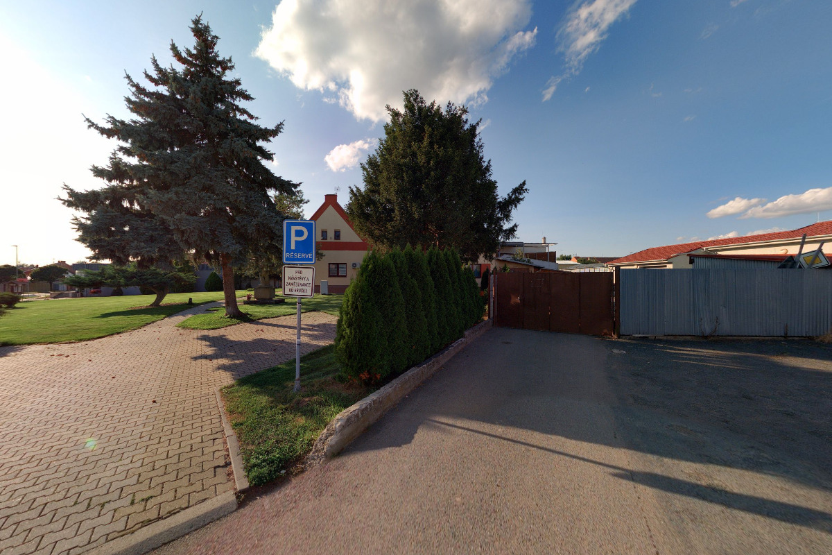 Hrušecká stavební, spol. s r.o.