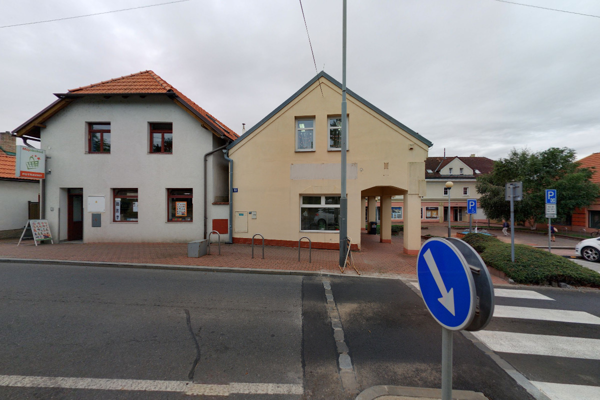 SALON KOLOVRATY - Ilona Schwarzkopfová