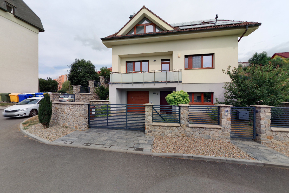 Mgr. Lenka Slancová, LL.M., advokátka