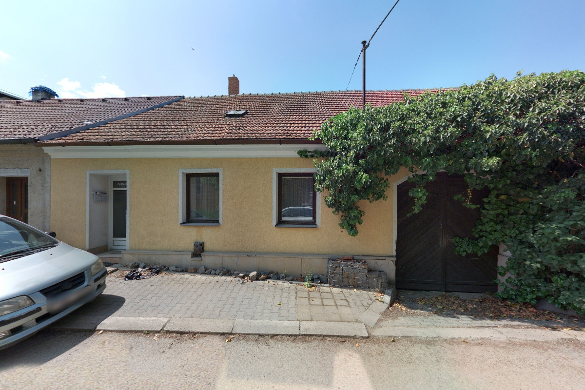 A - Z Stavitelství, s.r.o.