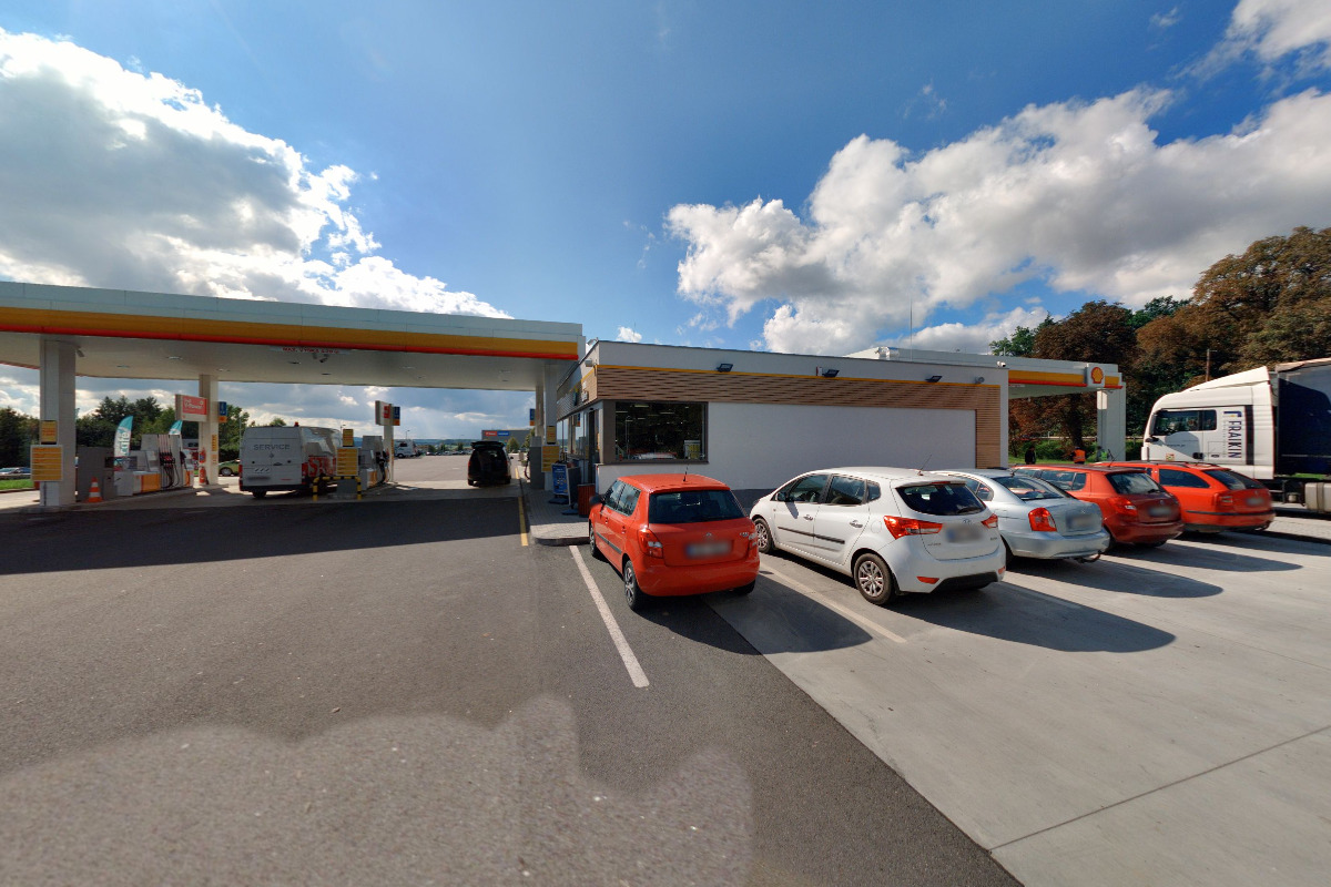 Občerstvení na čerpací stanici foto 5