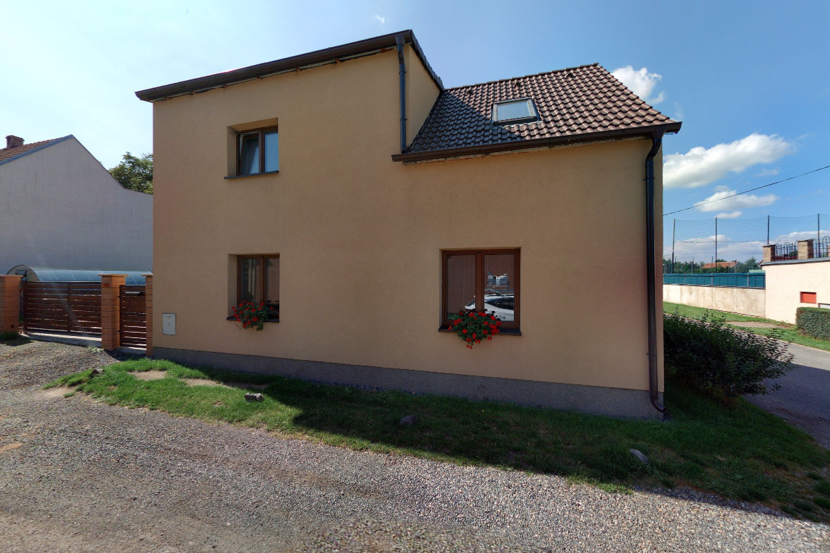 Bufet u fotbalového hřiště