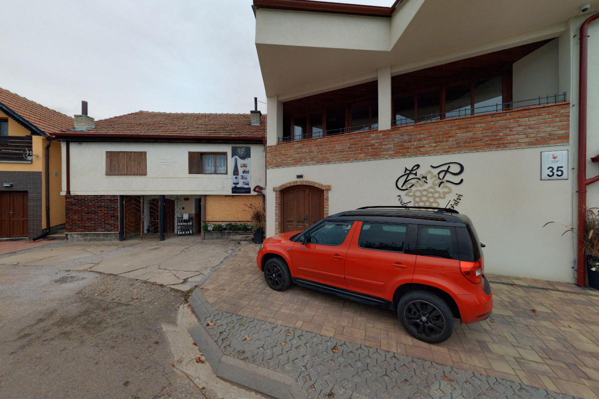 Rodinné vinařství Zdenek Polach foto 5