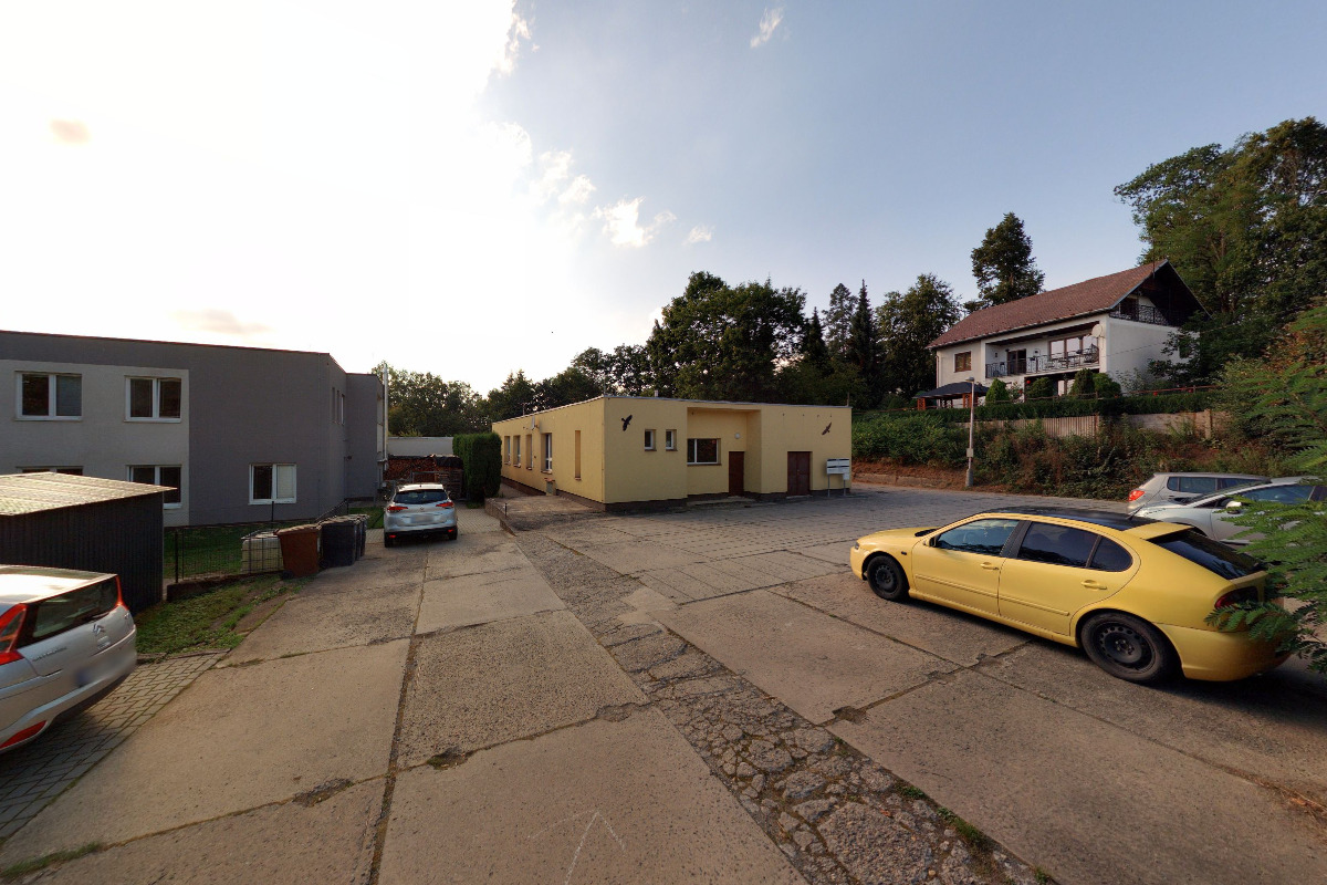 Modeláž nehtů RenyB foto 2