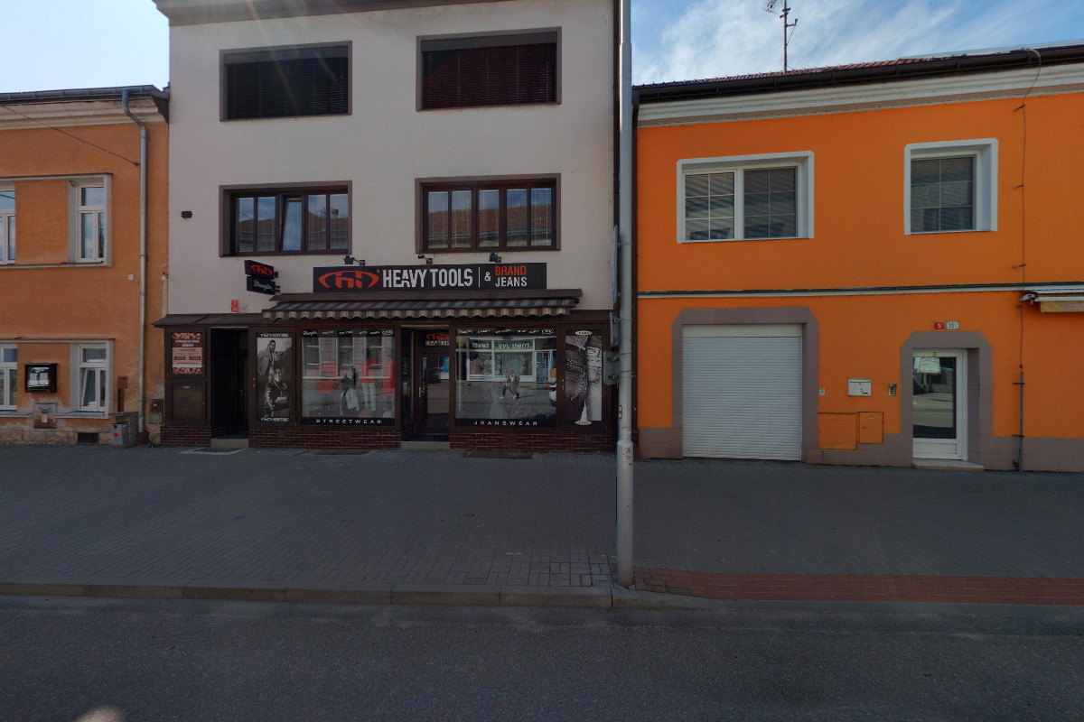 Heavy Tools & Brand Jeans