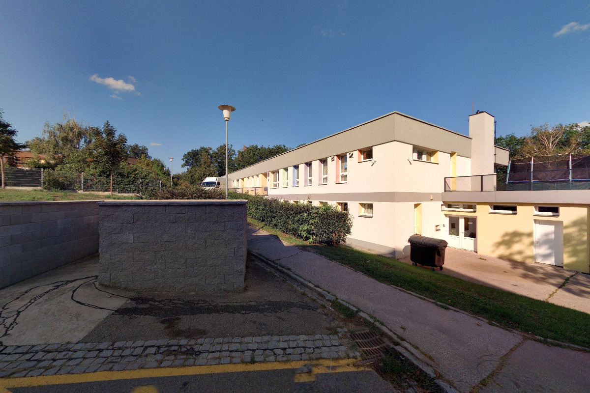 Zařízení péče o dítě v dětské skupině - JESLIČKY Stamicova