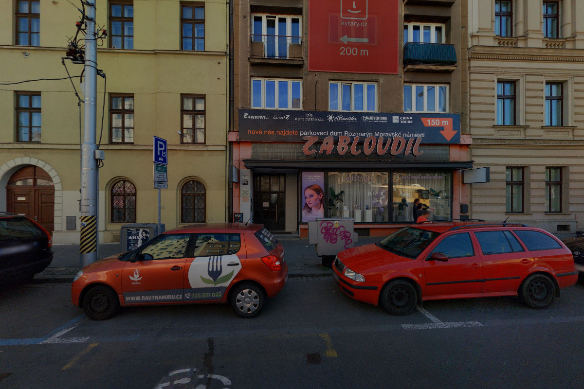 Zabloudil, Xtrem, s.r.o. - Výstavba sportovišť