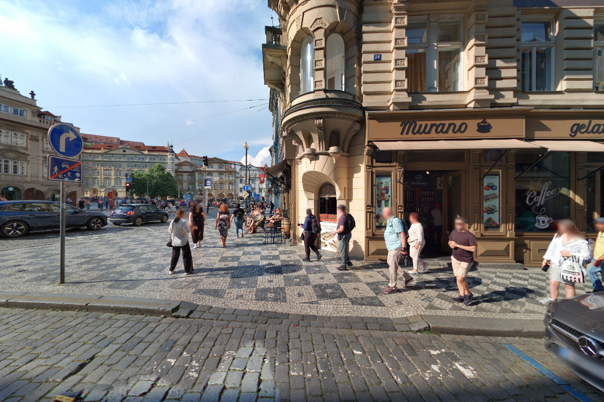 PhDr. Alena Paloušová foto 1