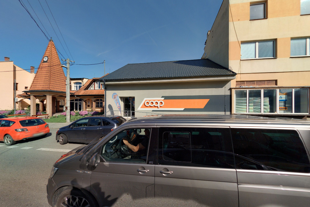 Jednota, spotřební družstvo v Hodoníně - COOP foto 3